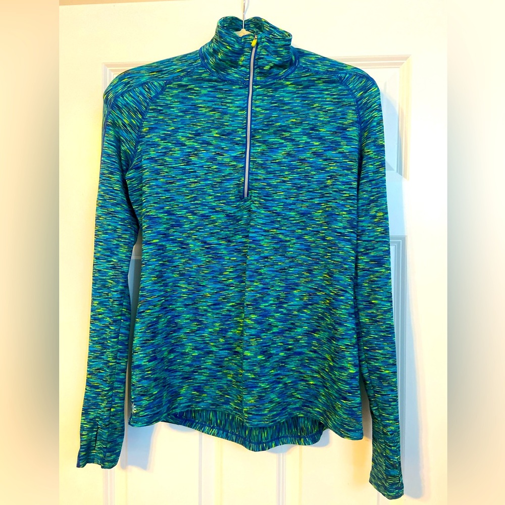 Athleta 3/4 zip top sz M, great condition
